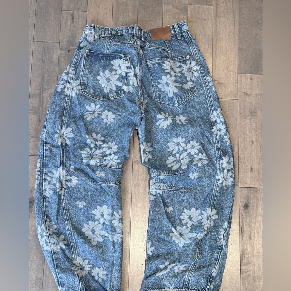 FREE PEOPLE -We The Free - Indigo Blue Barrel Denim - Picture 3 of 4
